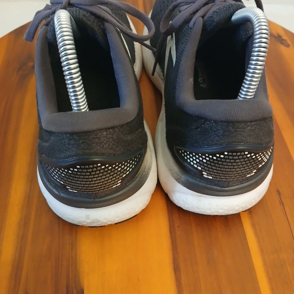 Brooks Ghost 16 Womens 9.5 Black Running Shoes Sneakers 1204071B090